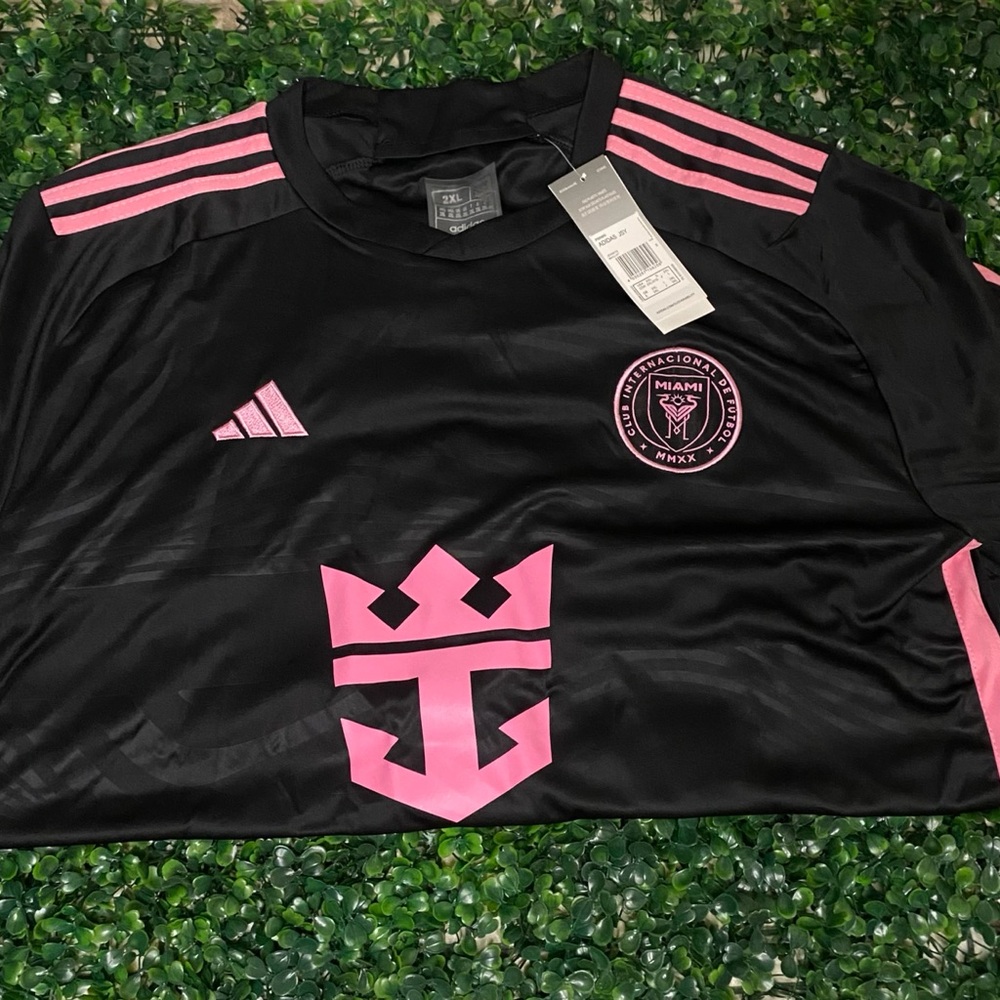 Adidas Inter Miami CF 23/24 “Messi” Away Jersey